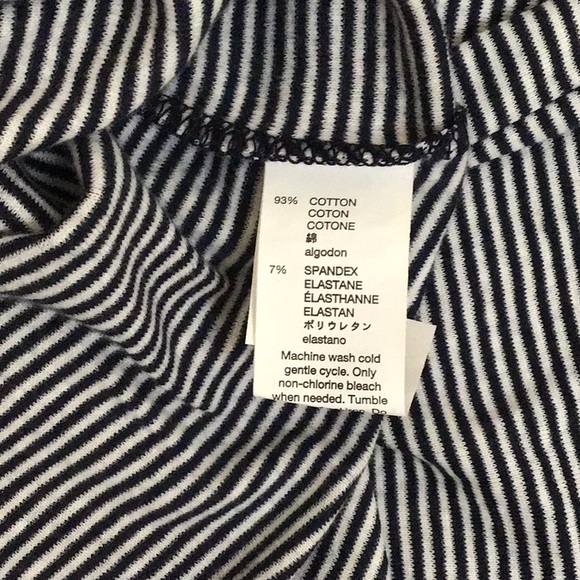 GAP 🌴Striped Tank Top - Picture 10 of 11